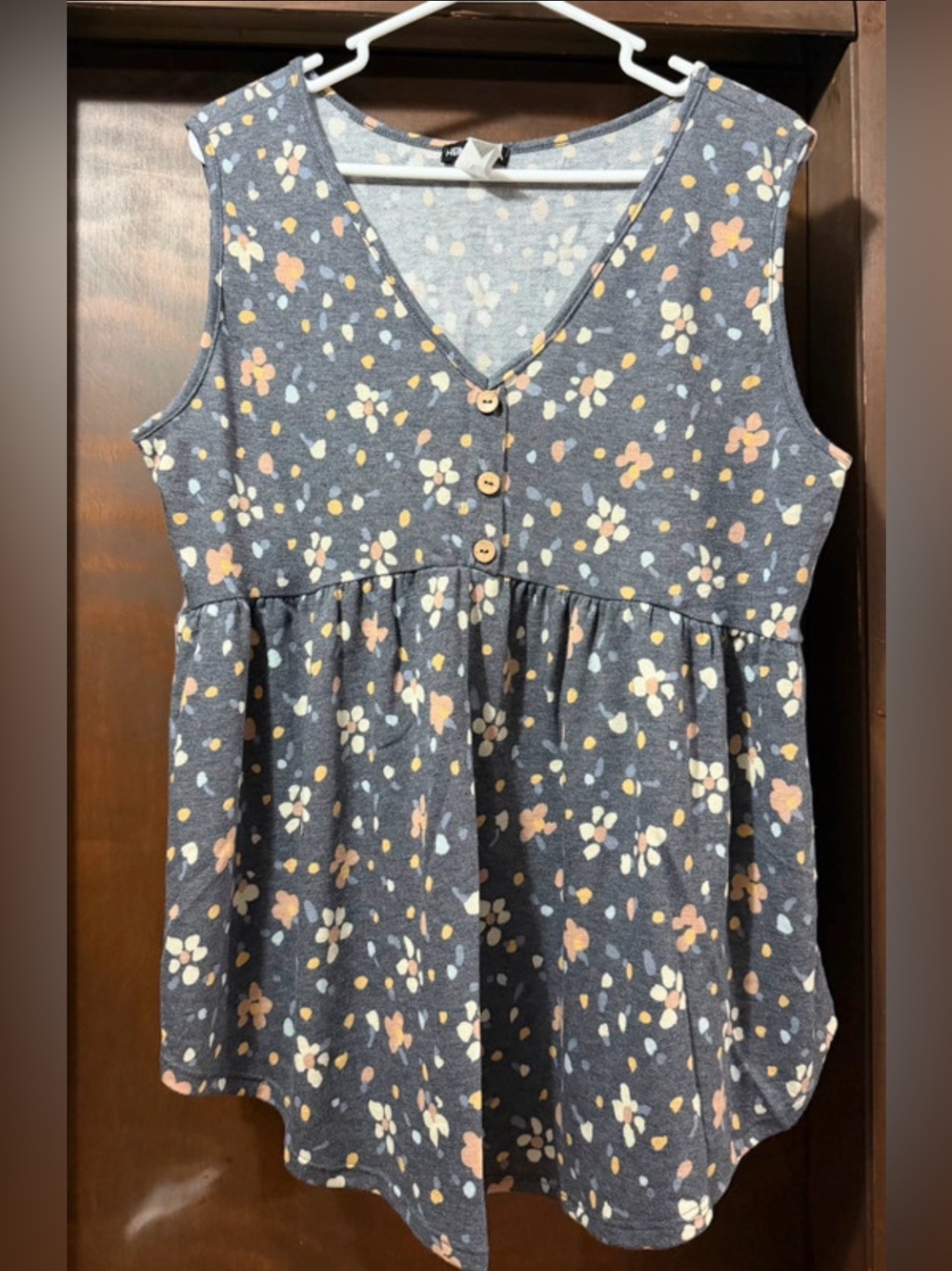 HEIMISH USA Navy Floral Button-Front Sleeveless Top